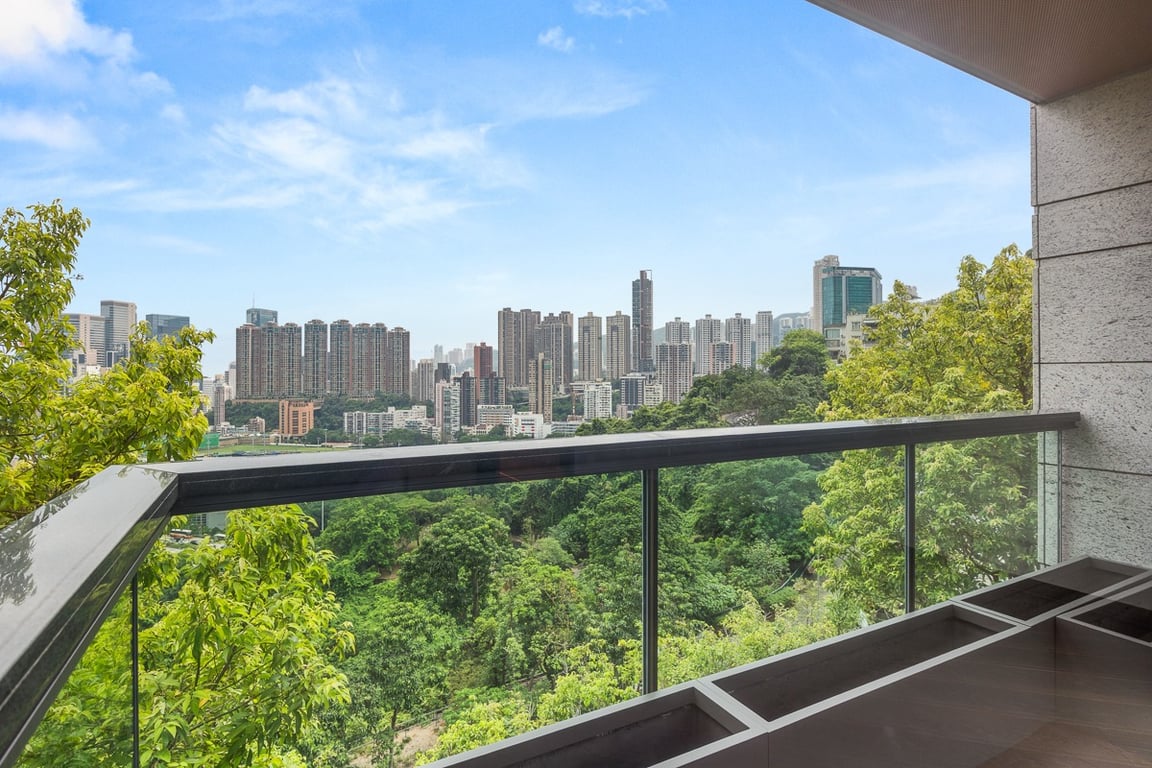 https://img.propertyraptor.com/cdn-cgi/imagedelivery/KD5bF_AFL0JDTbKLWF7z9g/ap8/ap8_001/hornet/prp/img/f79d484608abf8db6f9710bf3fd08927-wtm.jpg/public