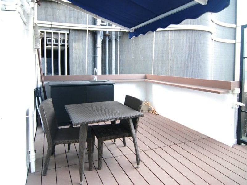 https://img.propertyraptor.com/cdn-cgi/imagedelivery/KD5bF_AFL0JDTbKLWF7z9g/ap8/ap8_001/hornet/prp/img/f7abc0d0edaeade15a49f64f031969cf.jpg/public