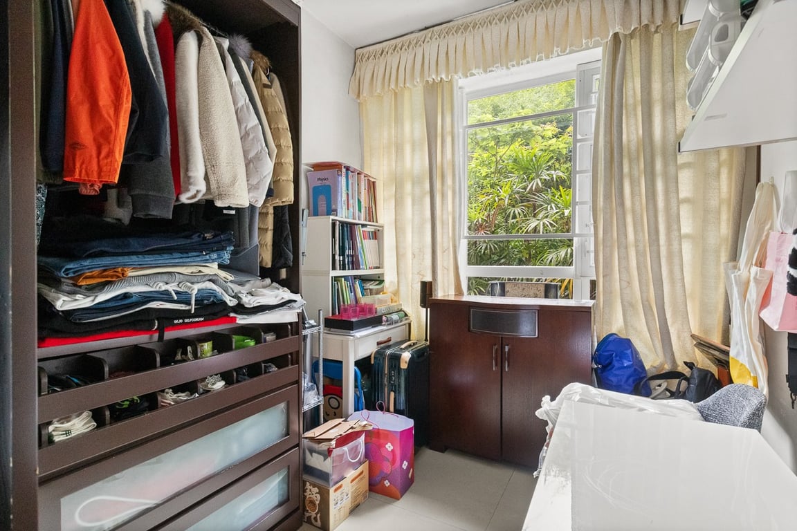 https://img.propertyraptor.com/cdn-cgi/imagedelivery/KD5bF_AFL0JDTbKLWF7z9g/ap8/ap8_001/hornet/prp/img/f7fa05161f595cbca9da3abe2c101cbd-wtm.jpg/public