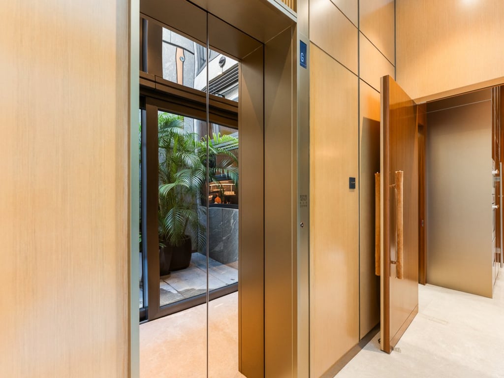 https://img.propertyraptor.com/cdn-cgi/imagedelivery/KD5bF_AFL0JDTbKLWF7z9g/ap8/ap8_001/hornet/prp/img/f8625d79ddc841d799724e744d80ee01-wtm.jpg/public