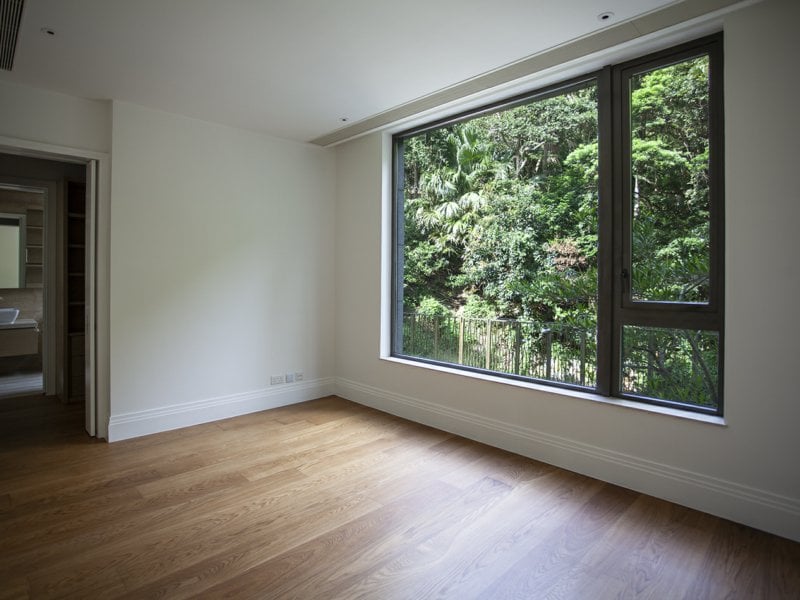 https://img.propertyraptor.com/cdn-cgi/imagedelivery/KD5bF_AFL0JDTbKLWF7z9g/ap8/ap8_001/hornet/prp/img/f8f357b2fe7360dc0cb8315e3288df99.jpg/public