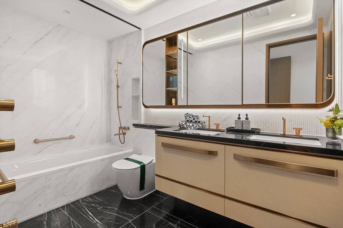 https://img.propertyraptor.com/cdn-cgi/imagedelivery/KD5bF_AFL0JDTbKLWF7z9g/ap8/ap8_001/hornet/prp/img/f914e78adbb1bfd4bc0fdacb155f8cd5-wtm.jpg/public