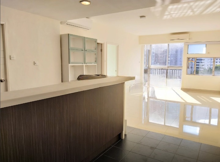 https://img.propertyraptor.com/cdn-cgi/imagedelivery/KD5bF_AFL0JDTbKLWF7z9g/ap8/ap8_001/hornet/prp/img/f930c21ad4e9580bb5c19977bf191536-wtm.jpg/public
