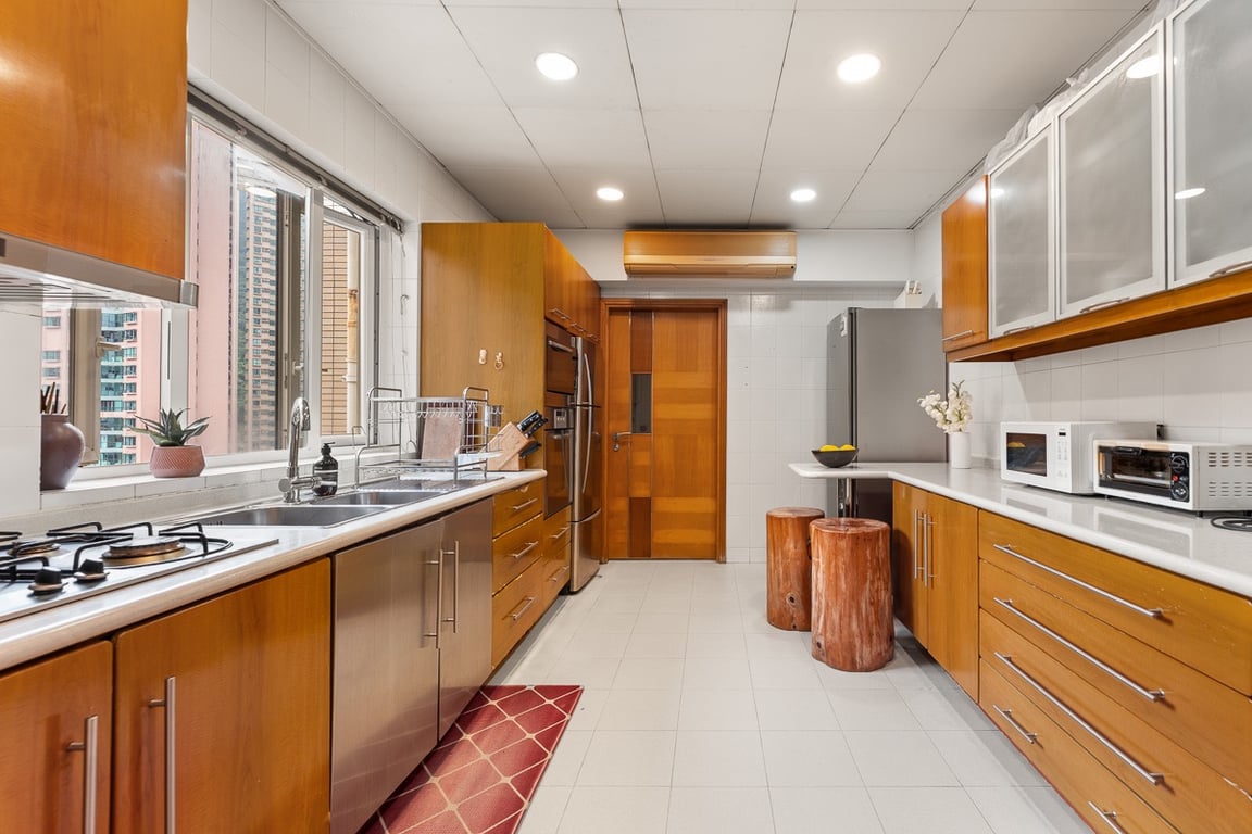 https://img.propertyraptor.com/cdn-cgi/imagedelivery/KD5bF_AFL0JDTbKLWF7z9g/ap8/ap8_001/hornet/prp/img/fa158d1c522a61f7325f55e2c23572e4-wtm.jpg/public