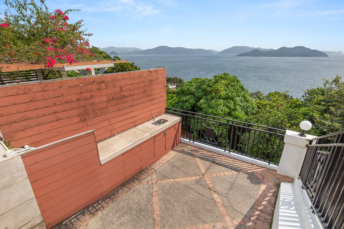 Silver Fountain Terrace