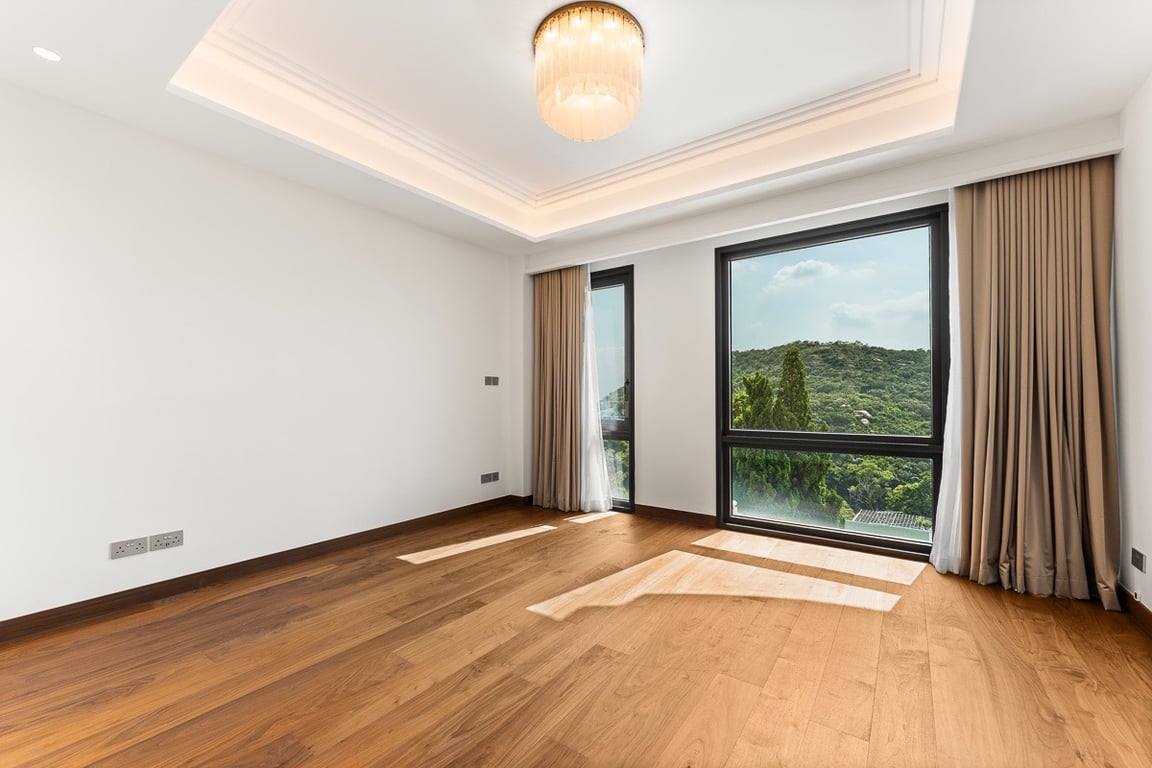 https://img.propertyraptor.com/cdn-cgi/imagedelivery/KD5bF_AFL0JDTbKLWF7z9g/ap8/ap8_001/hornet/prp/img/fac9c4413771210d4ada319dd8133d4e-wtm.jpg/public