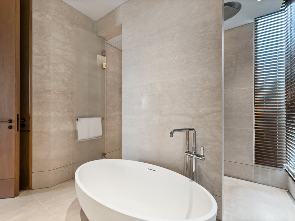 https://img.propertyraptor.com/cdn-cgi/imagedelivery/KD5bF_AFL0JDTbKLWF7z9g/ap8/ap8_001/hornet/prp/img/fb459e8f4d06df8bd8edde7acd6e29b3-wtm.jpg/public