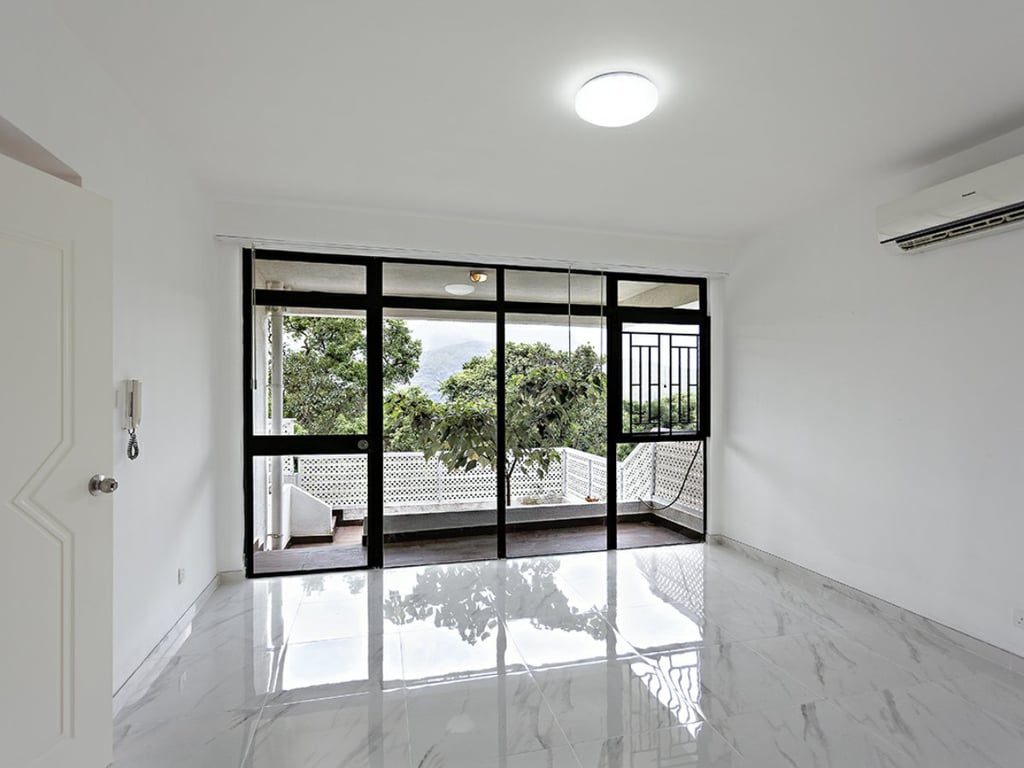 https://img.propertyraptor.com/cdn-cgi/imagedelivery/KD5bF_AFL0JDTbKLWF7z9g/ap8/ap8_001/hornet/prp/img/fb7df908b63a688d40162ef1828addf2.jpg/public