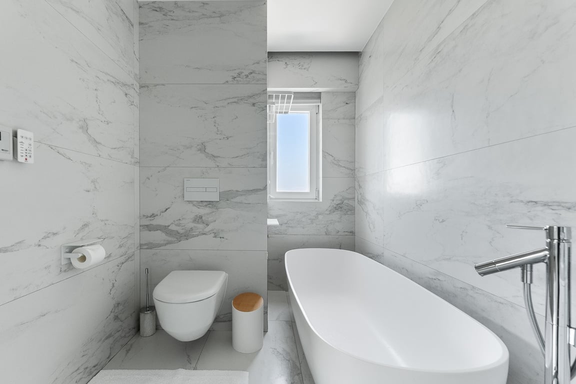 https://img.propertyraptor.com/cdn-cgi/imagedelivery/KD5bF_AFL0JDTbKLWF7z9g/ap8/ap8_001/hornet/prp/img/fbe045fba4220c52341059c3a482d302-wtm.jpg/public