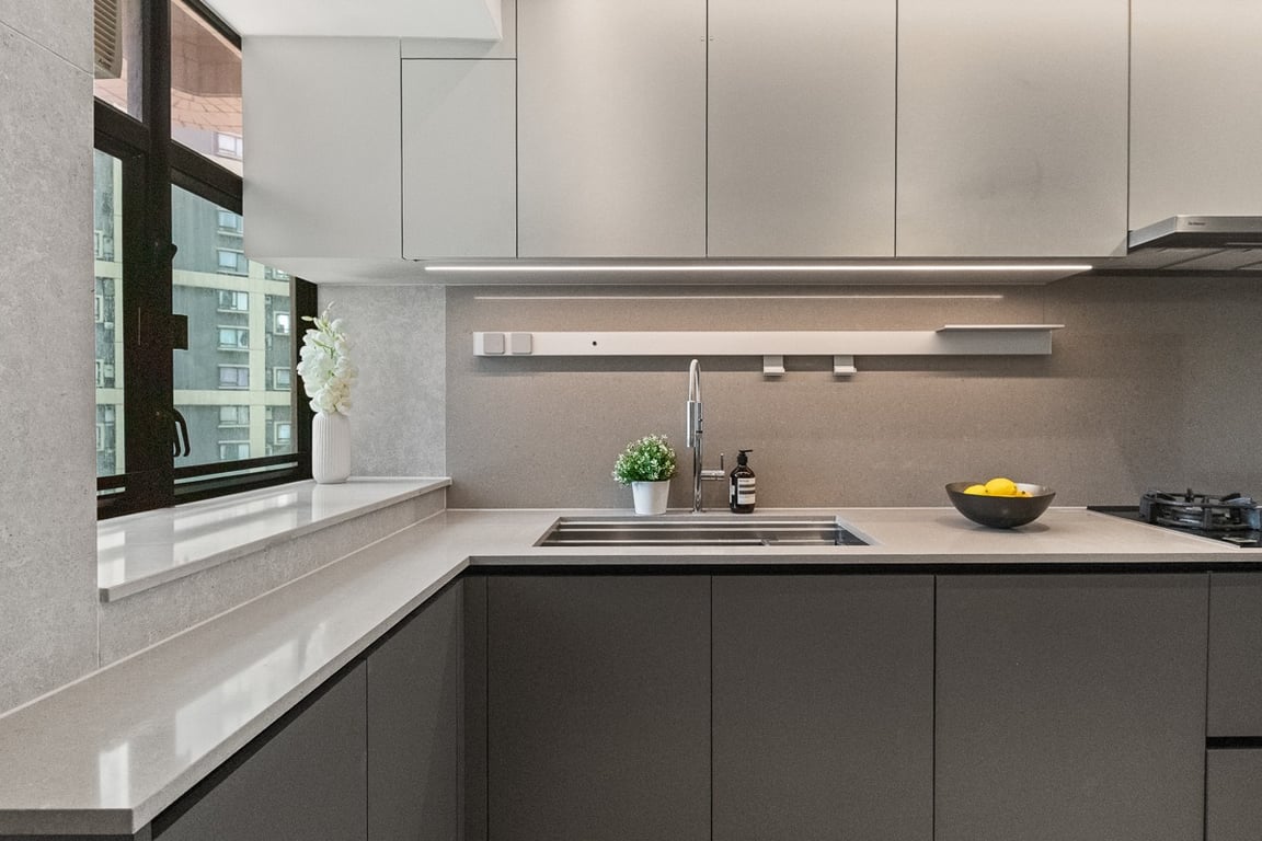 https://img.propertyraptor.com/cdn-cgi/imagedelivery/KD5bF_AFL0JDTbKLWF7z9g/ap8/ap8_001/hornet/prp/img/fc3f29a6ed7a4a543f12bc8cf7647f03-wtm.jpg/public