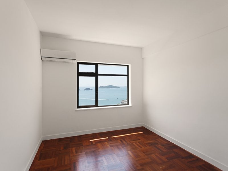 Repulse Bay Apartments