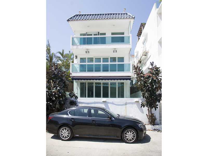https://img.propertyraptor.com/cdn-cgi/imagedelivery/KD5bF_AFL0JDTbKLWF7z9g/ap8/ap8_001/hornet/prp/img/fcd3b4a4db0fa658e87d0e9254d4f82e.jpg/public