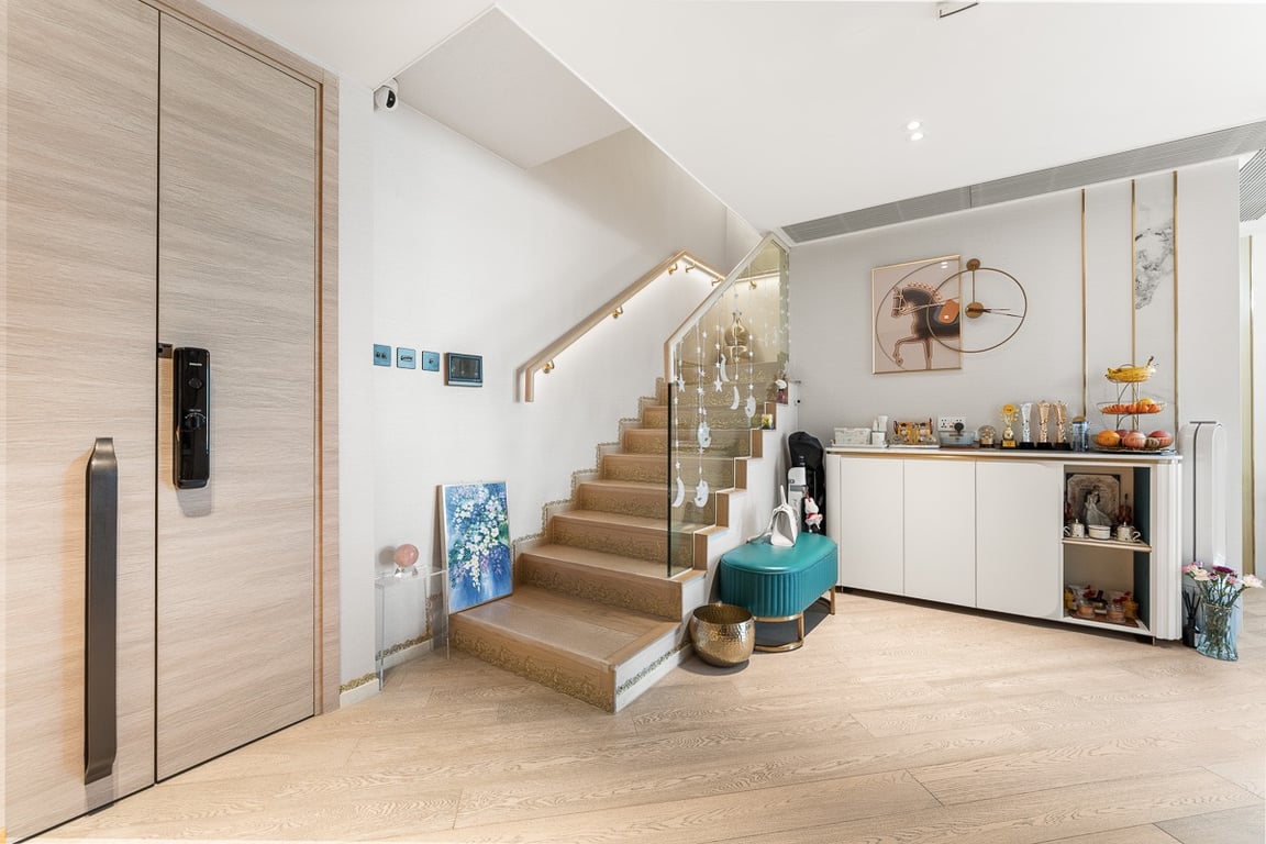 https://img.propertyraptor.com/cdn-cgi/imagedelivery/KD5bF_AFL0JDTbKLWF7z9g/ap8/ap8_001/hornet/prp/img/fd0cc34904e020e6478004dff5a511f6-wtm.jpg/public