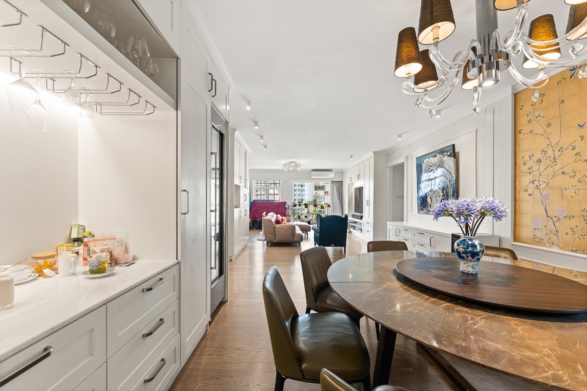 https://img.propertyraptor.com/cdn-cgi/imagedelivery/KD5bF_AFL0JDTbKLWF7z9g/ap8/ap8_001/hornet/prp/img/fd13671c7ea8ed505d2692f52ef3eb88-wtm.jpg/public