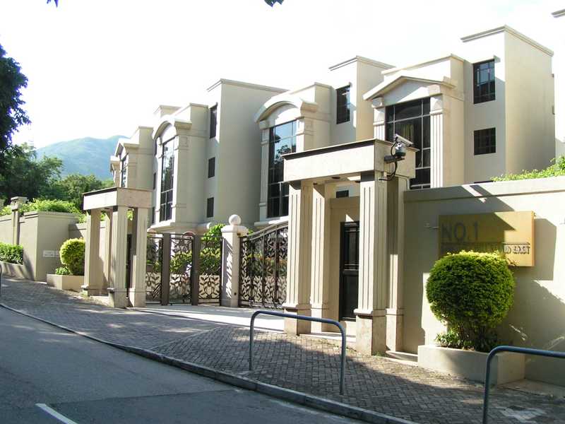 https://img.propertyraptor.com/cdn-cgi/imagedelivery/KD5bF_AFL0JDTbKLWF7z9g/ap8/ap8_001/hornet/prp/img/fdfdbbf91c78e8f32f39a193219ed36e.jpg/public
