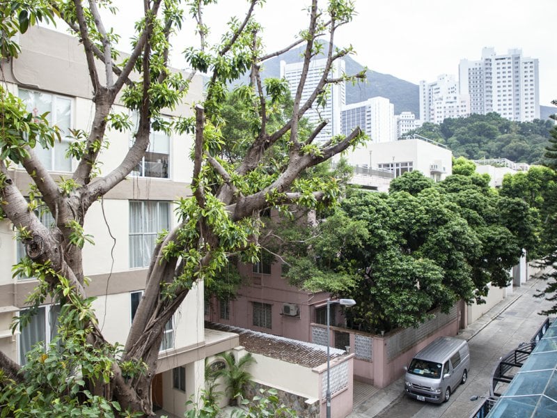 https://img.propertyraptor.com/cdn-cgi/imagedelivery/KD5bF_AFL0JDTbKLWF7z9g/ap8/ap8_001/hornet/prp/img/fe1d2a6cdf1ca99e9d73ccf44246a565.jpg/public