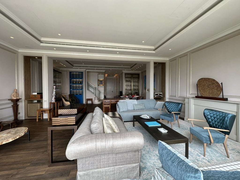 https://img.propertyraptor.com/cdn-cgi/imagedelivery/KD5bF_AFL0JDTbKLWF7z9g/ap8/ap8_001/hornet/prp/img/fe31503f93edd3559d984d3646240c14.jpg/public
