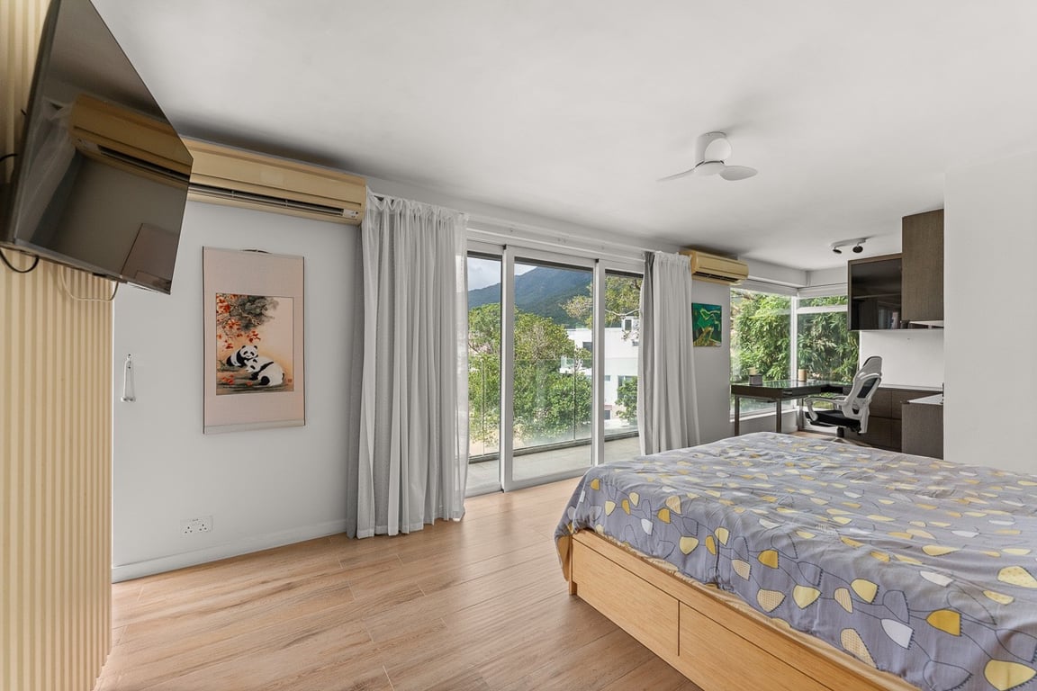 https://img.propertyraptor.com/cdn-cgi/imagedelivery/KD5bF_AFL0JDTbKLWF7z9g/ap8/ap8_001/hornet/prp/img/fe9d6e5b1f9c13613d256efa68225058-wtm.jpg/public