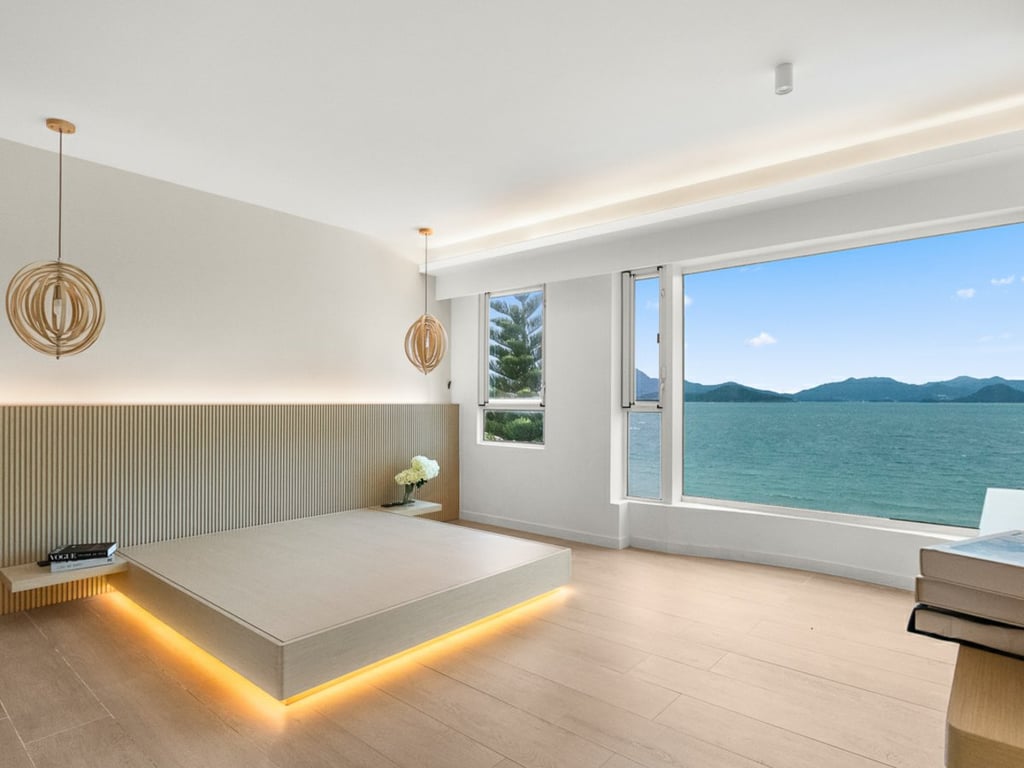 https://img.propertyraptor.com/cdn-cgi/imagedelivery/KD5bF_AFL0JDTbKLWF7z9g/ap8/ap8_001/hornet/prp/img/feccc5232aa85ecaf3395f2e431f190f-wtm.jpg/public
