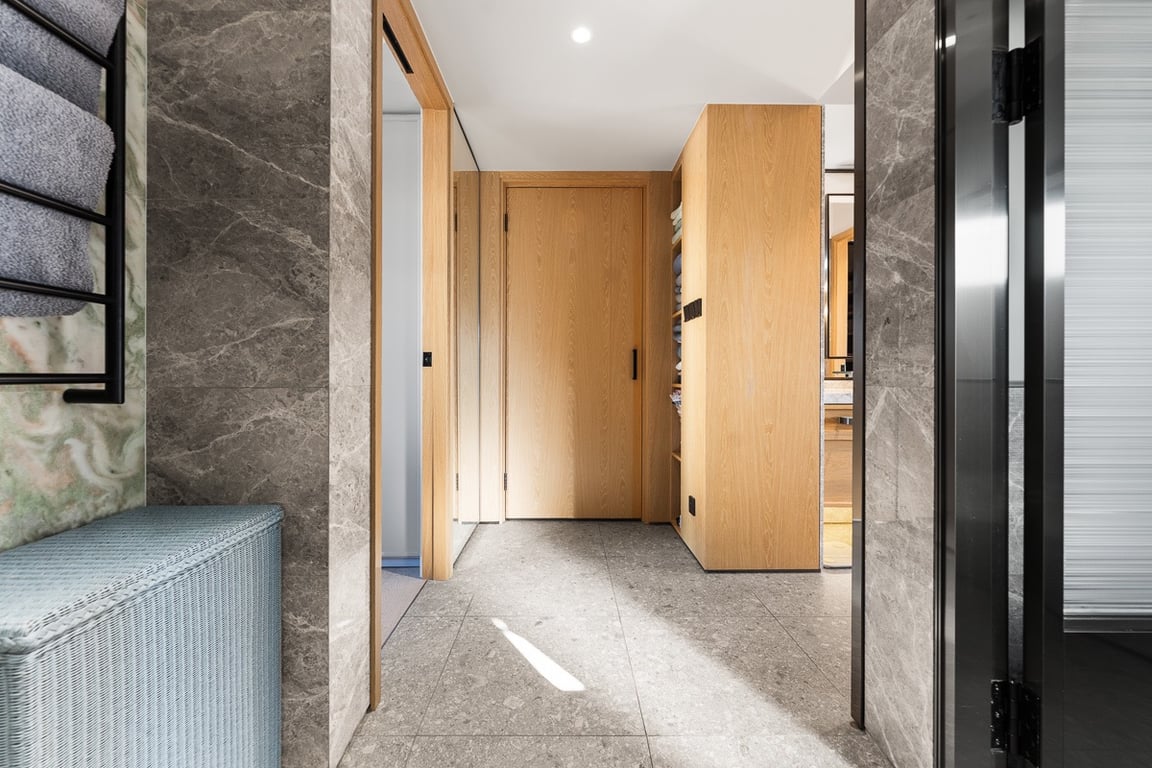 https://img.propertyraptor.com/cdn-cgi/imagedelivery/KD5bF_AFL0JDTbKLWF7z9g/ap8/ap8_001/hornet/prp/img/ff5fa55e81a45078eef326837b2b7a7a-wtm.jpg/public
