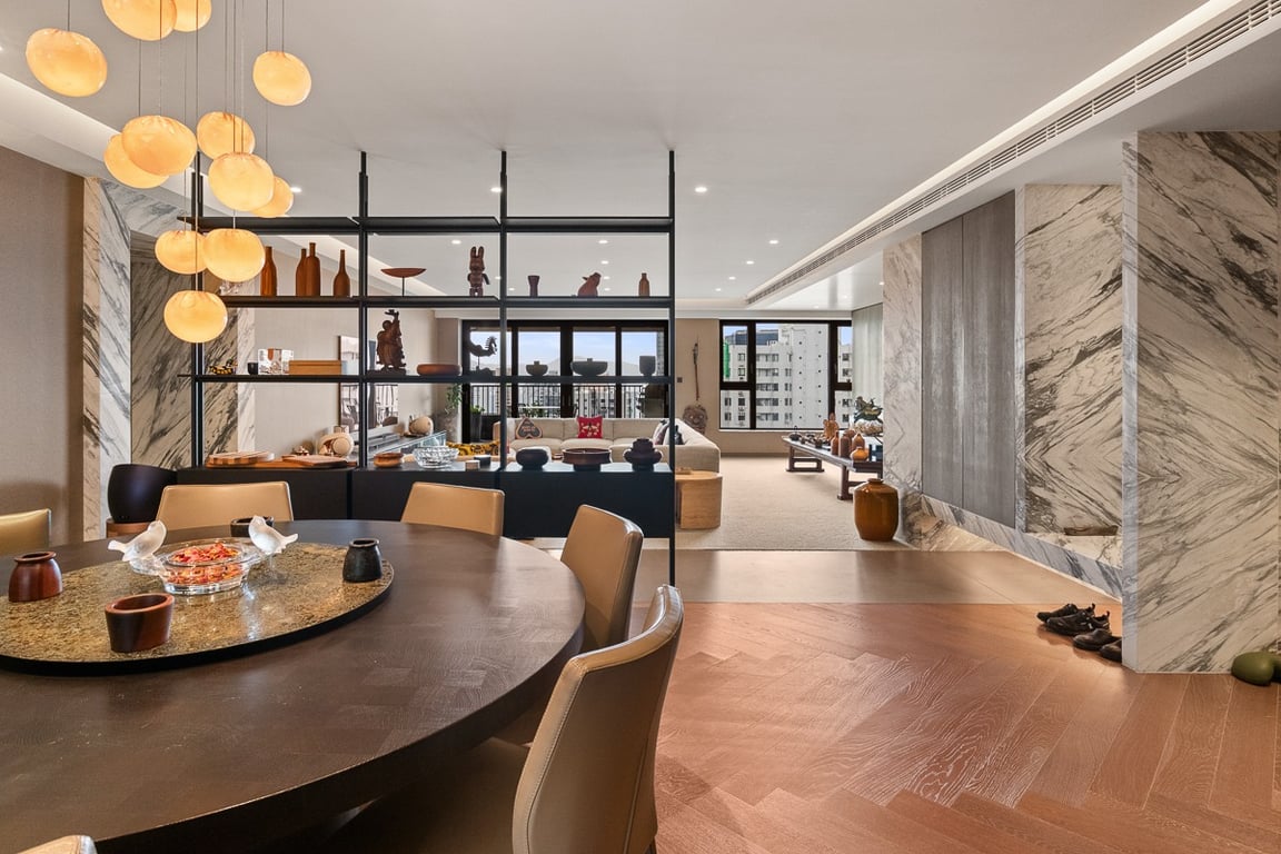 https://img.propertyraptor.com/cdn-cgi/imagedelivery/KD5bF_AFL0JDTbKLWF7z9g/ap8/ap8_001/hornet/prp/img/ff6cbd2d8b235f4f8ef65ad1cda7991b-wtm.jpg/public