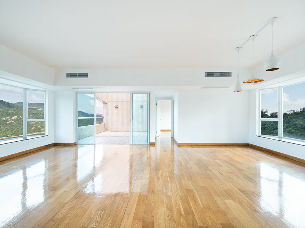 Redhill Peninsula Apartment