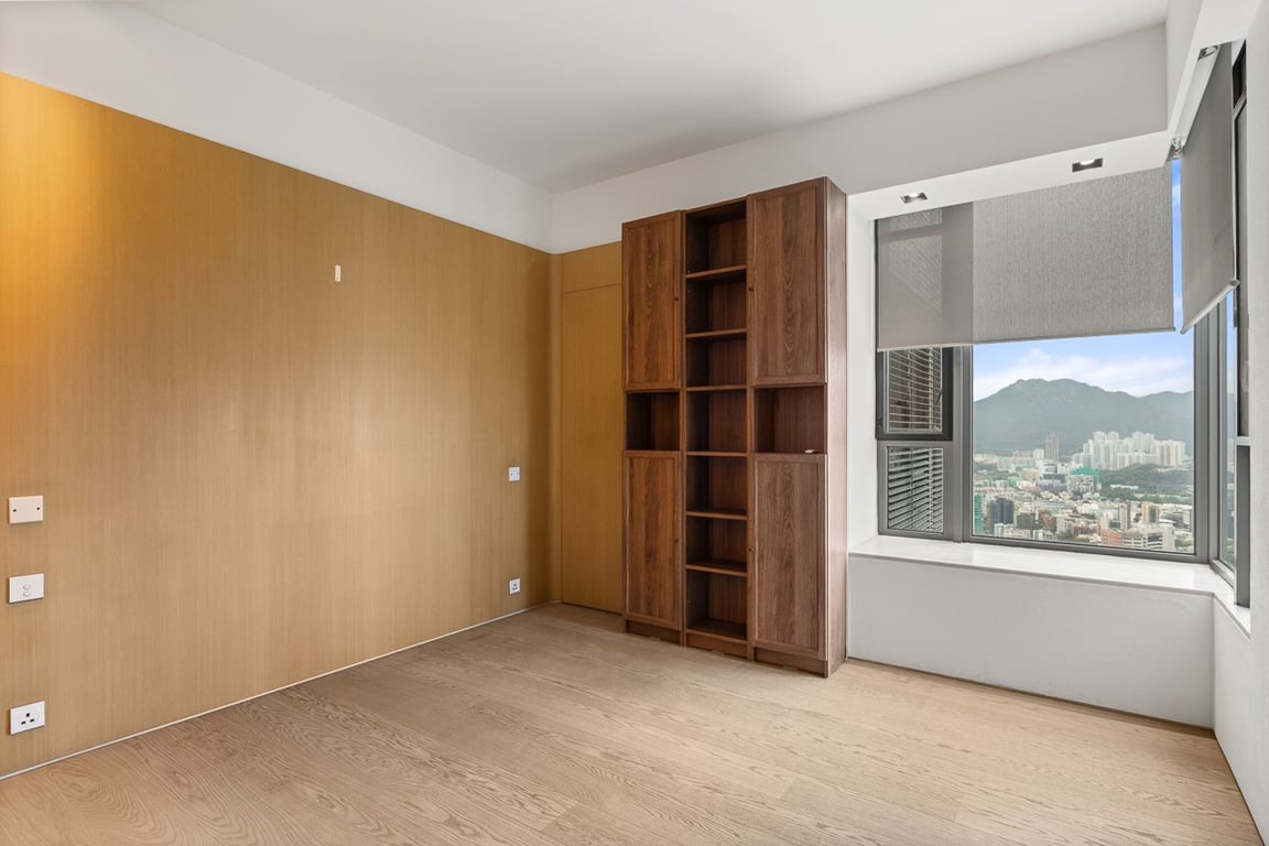 https://img.propertyraptor.com/cdn-cgi/imagedelivery/KD5bF_AFL0JDTbKLWF7z9g/ap8/ap8_001/hornet/prp/img/ffcfe40adae1507751b2b463c15df87d-wtm.jpg/public